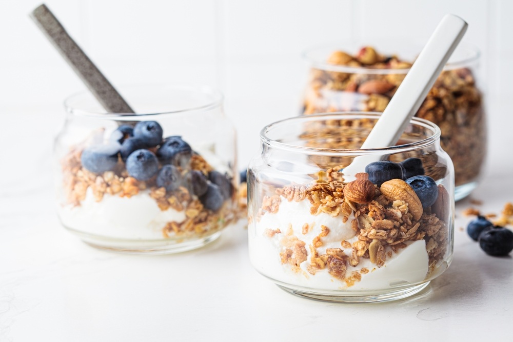 Blueberry-and-Mixed Nut Parfait (Diabetes Healthy)