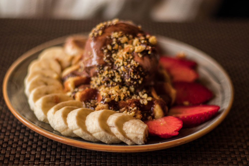 Chocolate Peanut Butter High-Protein Sundae (Heart Healthy)